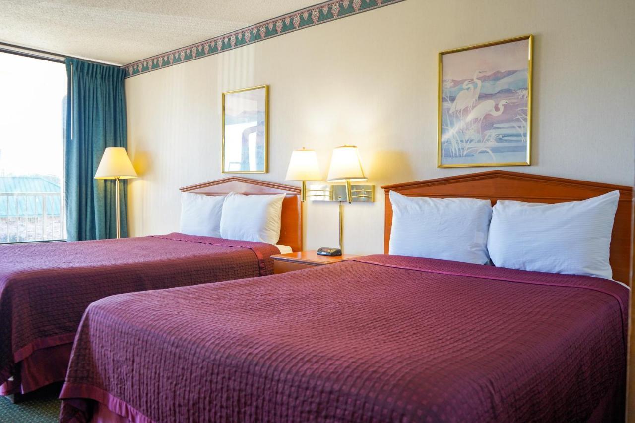 Sunset Inn Clarksville Екстериор снимка